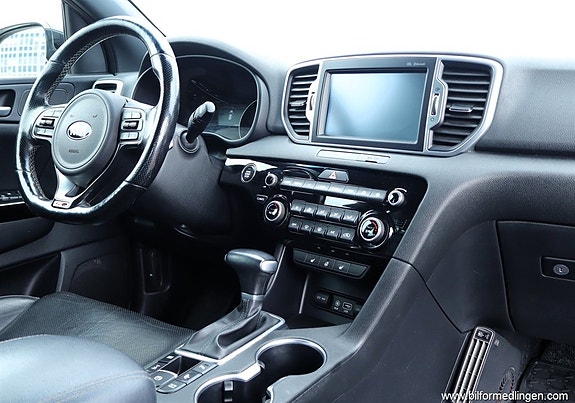 Kia Sportage 8 of 24