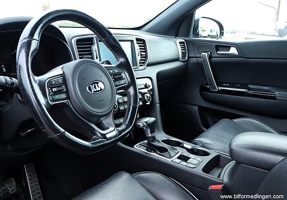 Kia Sportage 9 of 24