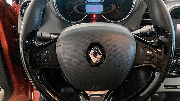 Renault Captur 5 of 5