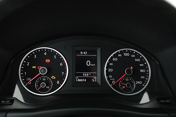 Volkswagen Tiguan 19 of 30