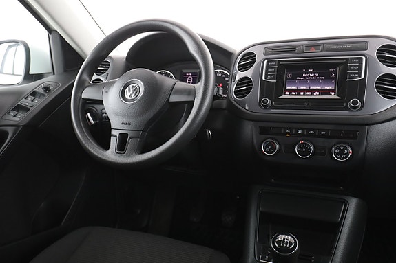 Volkswagen Tiguan 13 of 30