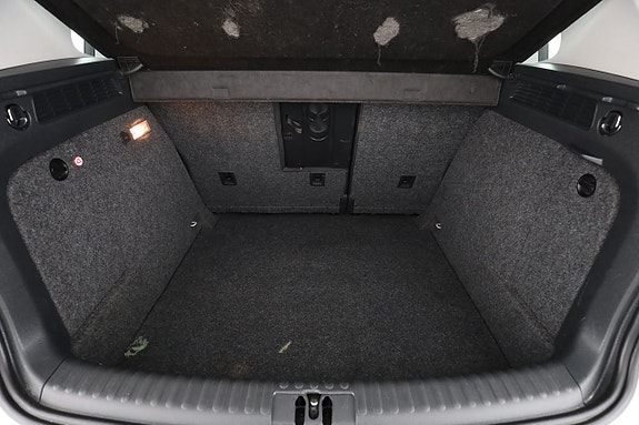 Volkswagen Tiguan 17 of 30