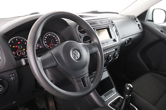 Volkswagen Tiguan 11 of 30
