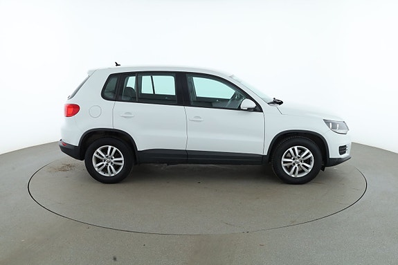 Volkswagen Tiguan 6 of 30