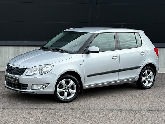 Skoda Fabia 2 of 5