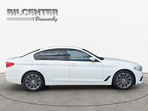 BMW 520 7 of 15