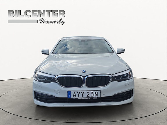 BMW 520d 9 of 15
