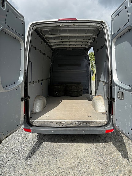 Volkswagen Crafter 35 11 of 30