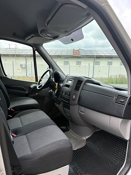 Volkswagen Crafter 35 17 of 30