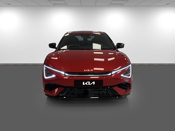 Kia EV6 2 of 5