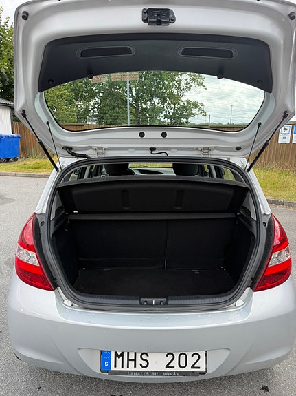 Hyundai i20 13 of 17