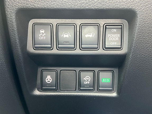 Nissan X-Trail 11 of 30