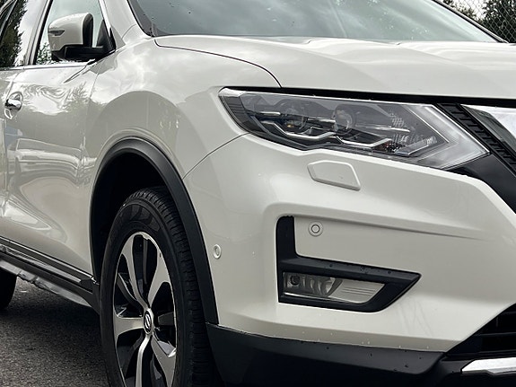 Nissan X-Trail 25 of 30