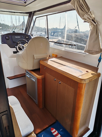 Beneteau Antares 880 -2012 8 of 16