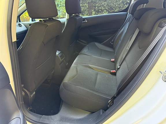 Peugeot 308 5 of 5