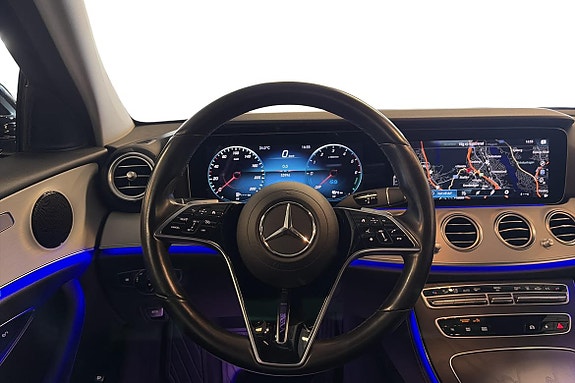 Mercedes-Benz E300 12 of 25