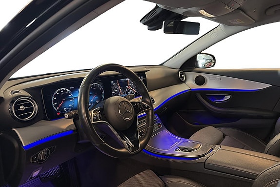 Mercedes-Benz E300 10 of 25