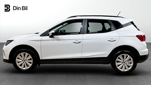 Seat Arona 2 of 5