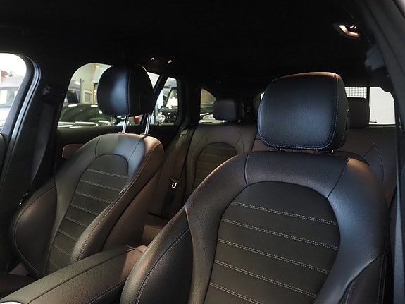 Mercedes-Benz C300 de 15 of 28