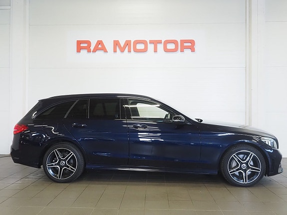 Mercedes-Benz C300 de 4 of 28