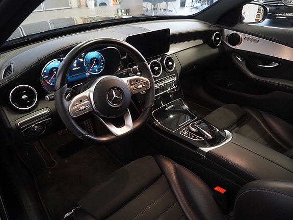 Mercedes-Benz C300 de 14 of 28