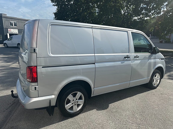 Volkswagen Transporter 4 of 5