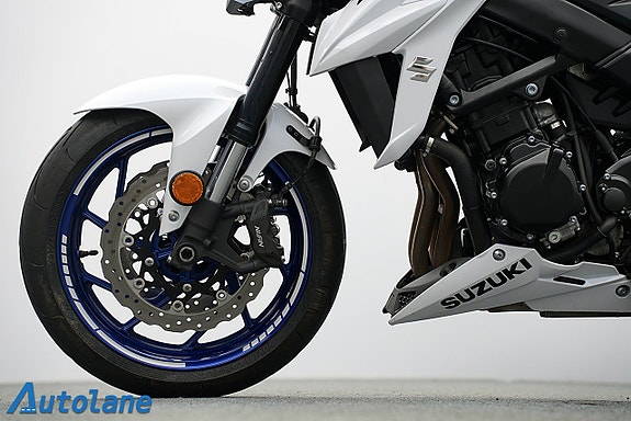 Suzuki GSX-S750 * SC Project, Ventiler kontrollerade! 13 of 28