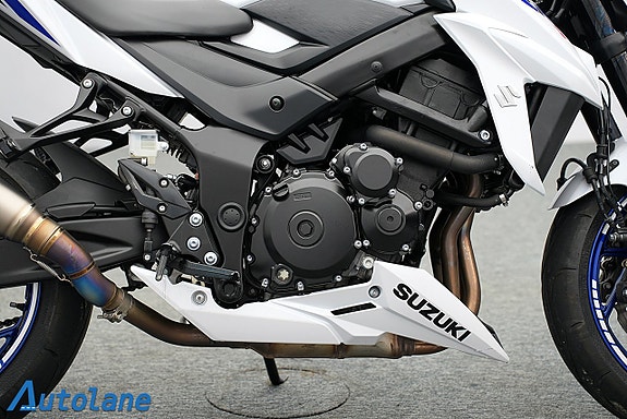 Suzuki GSX-S750 * SC Project, Ventiler kontrollerade! 11 of 28