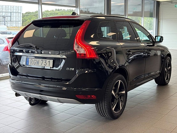 Volvo XC60 3 of 5