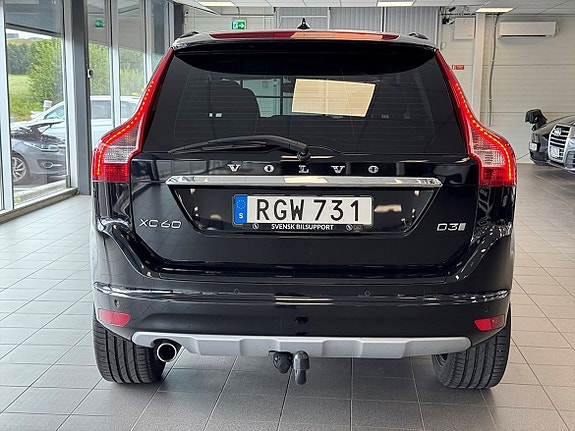 Volvo XC60 4 of 5
