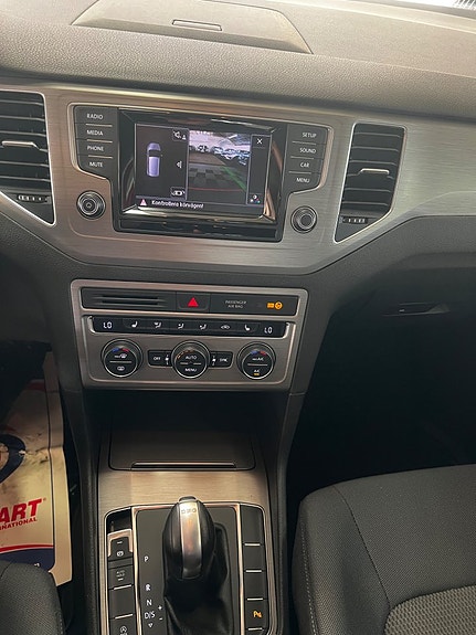 Volkswagen Golf Sportsvan 14 of 17