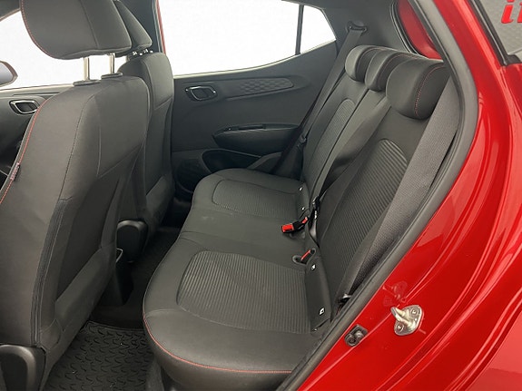 Hyundai i10 20 of 27