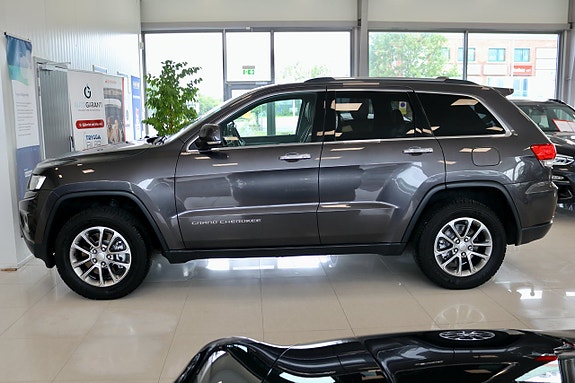 Jeep Grand Cherokee 7 of 26