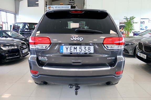 Jeep Grand Cherokee 3 of 26