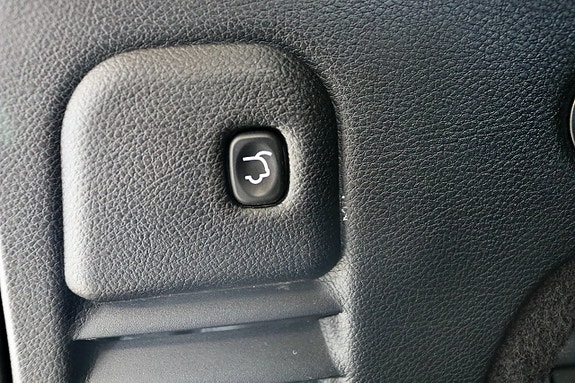 Jeep Grand Cherokee 22 of 26