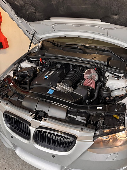 BMW 335i 16 of 16