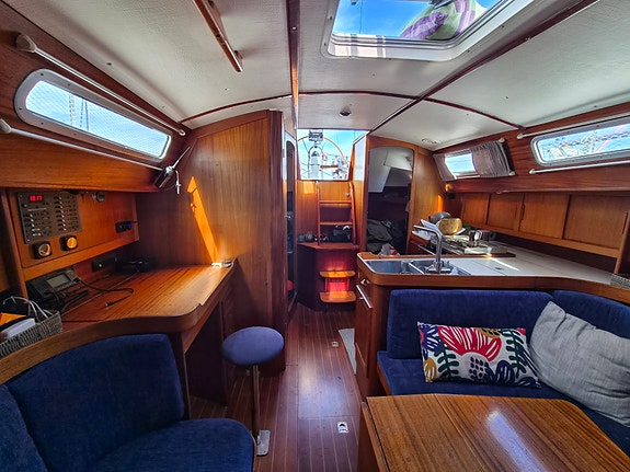 Arcona 36 | Volvo D1-30 | Lithium | North Sails | Extensively Upgraded 8 of 14