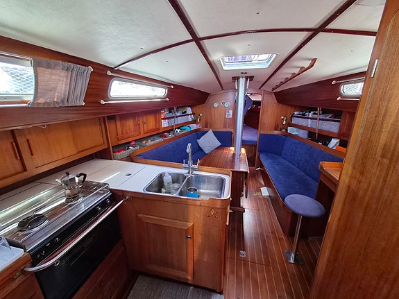 Arcona 36 | Volvo D1-30 | Lithium | North Sails | Extensively Upgraded 7 of 14