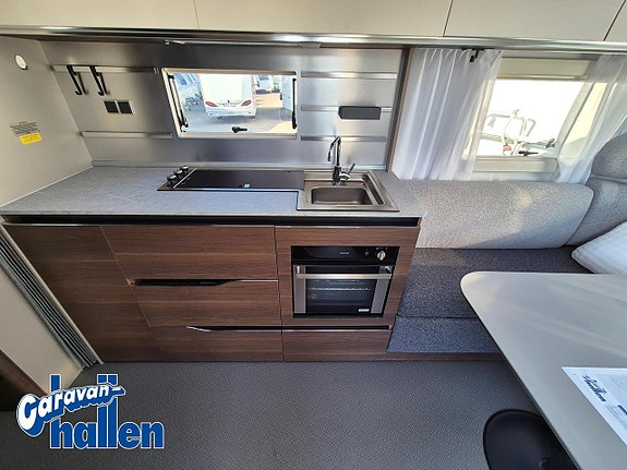 Adria Alpina 613 UT (AC/ Förtält Ventura/Markis) 9 of 18