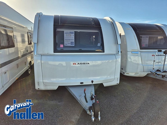 Adria Alpina 613 UT (AC/ Förtält Ventura/Markis) 2 of 5