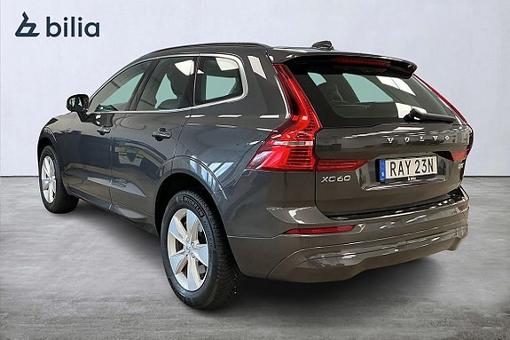 Volvo XC60 2 of 5