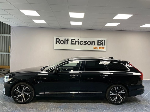 Volvo V90 2 of 5