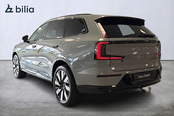 Volvo EX90 2 of 5