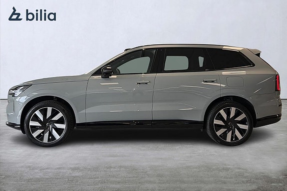 Volvo EX90 3 of 5