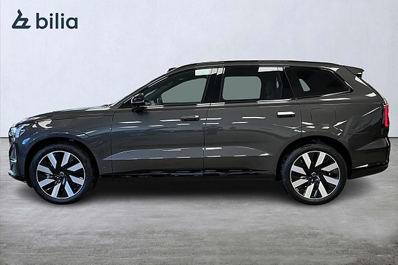 Volvo EX90 3 of 5