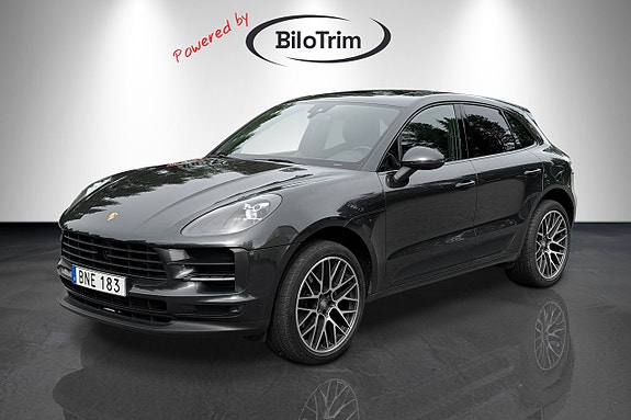 Porsche Macan 8 of 28