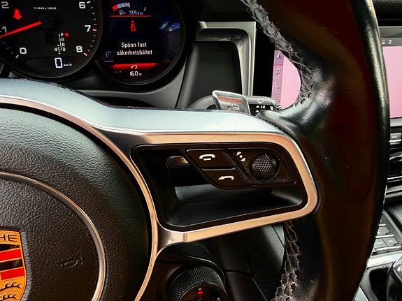 Porsche Macan 19 of 28