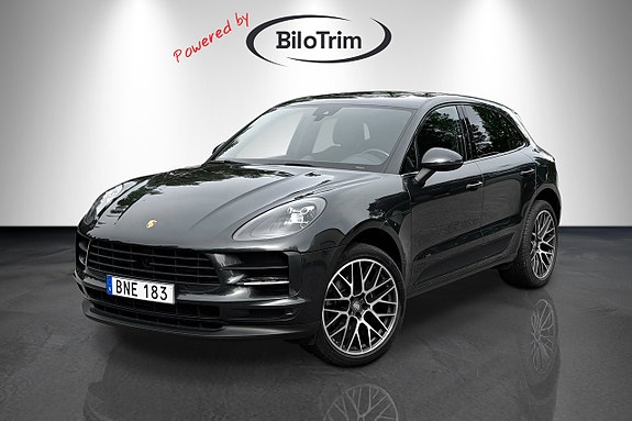 Porsche Macan 2 of 5