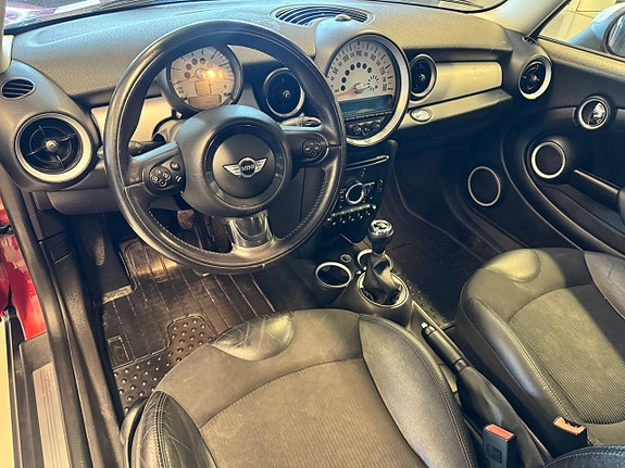 MINI Cooper 5 of 12
