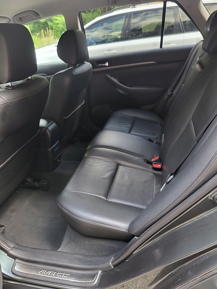 Toyota Avensis 17 of 17